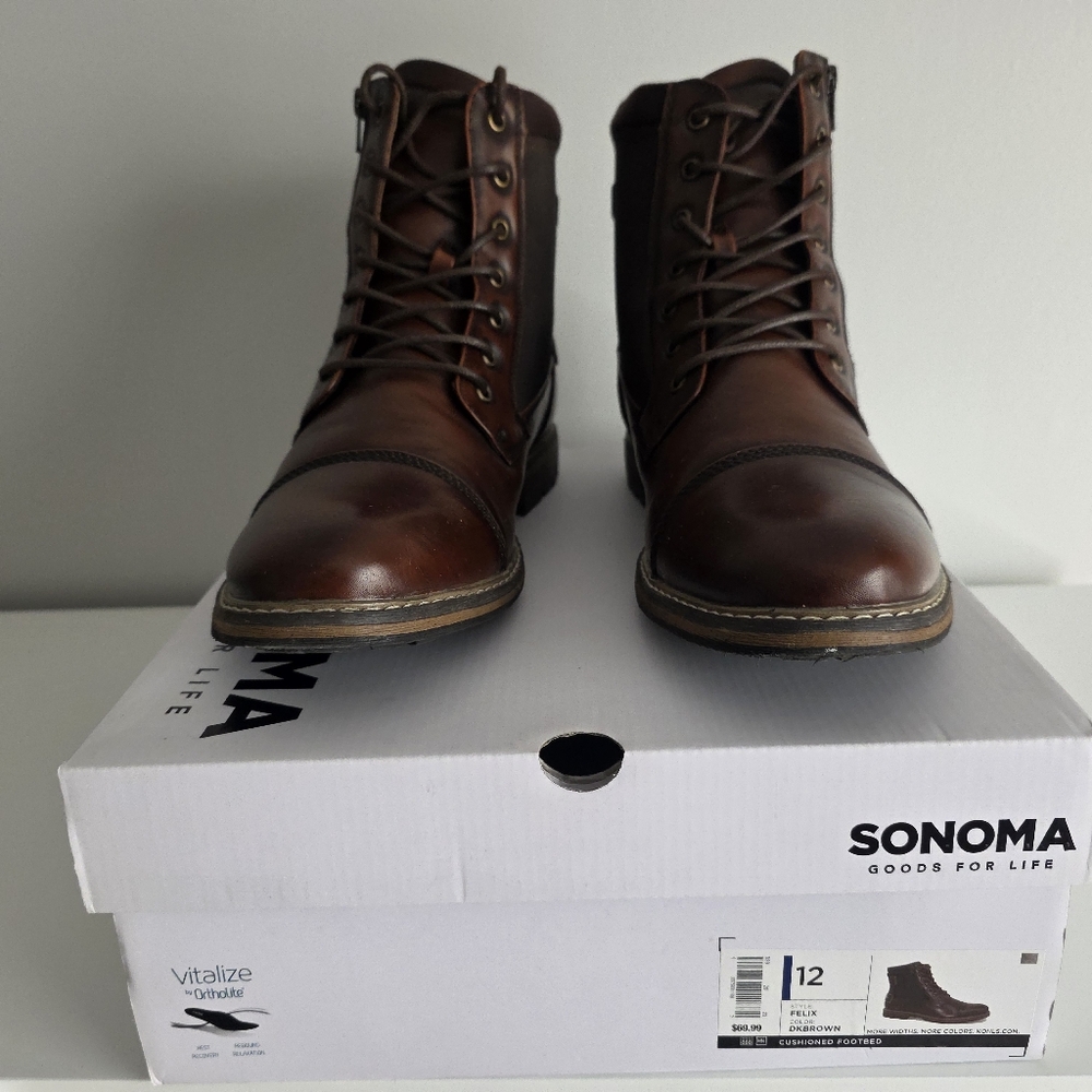 Sonoma Men boots size. 12